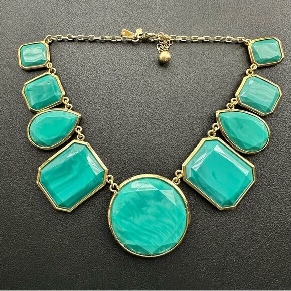 Kate Spade New York Geometric Green gold tone Statement Necklace - Picture 2 of 4